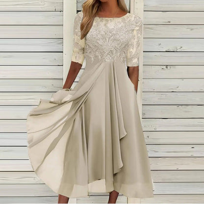 VICTORIA | Elegante Jurk met Kant en Vloeiende Rok