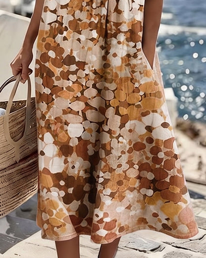 Ruimvallende jurk met bloemenprint